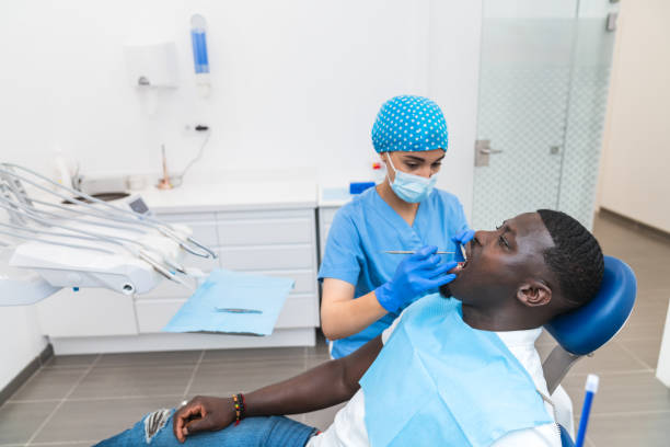 Best Emergency Tooth Extraction in Fairview, CA